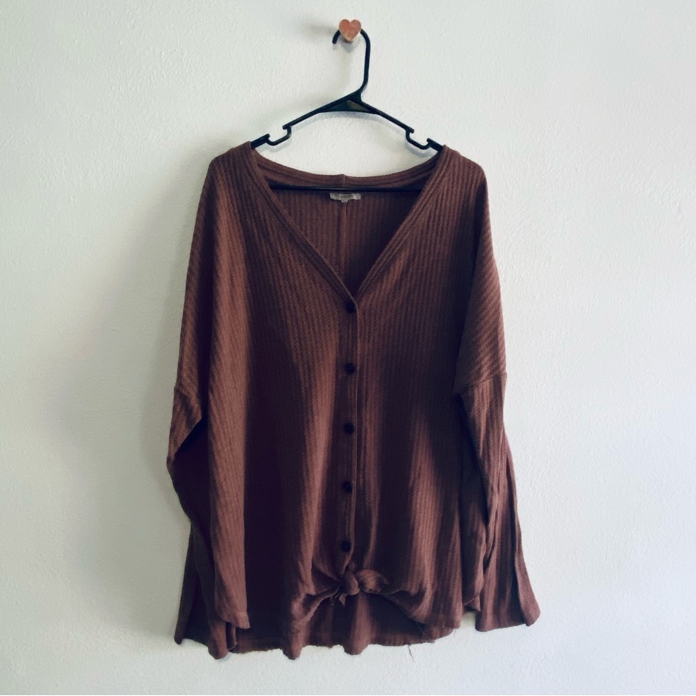 Boutique Jodifl button down waffle knit tie front top